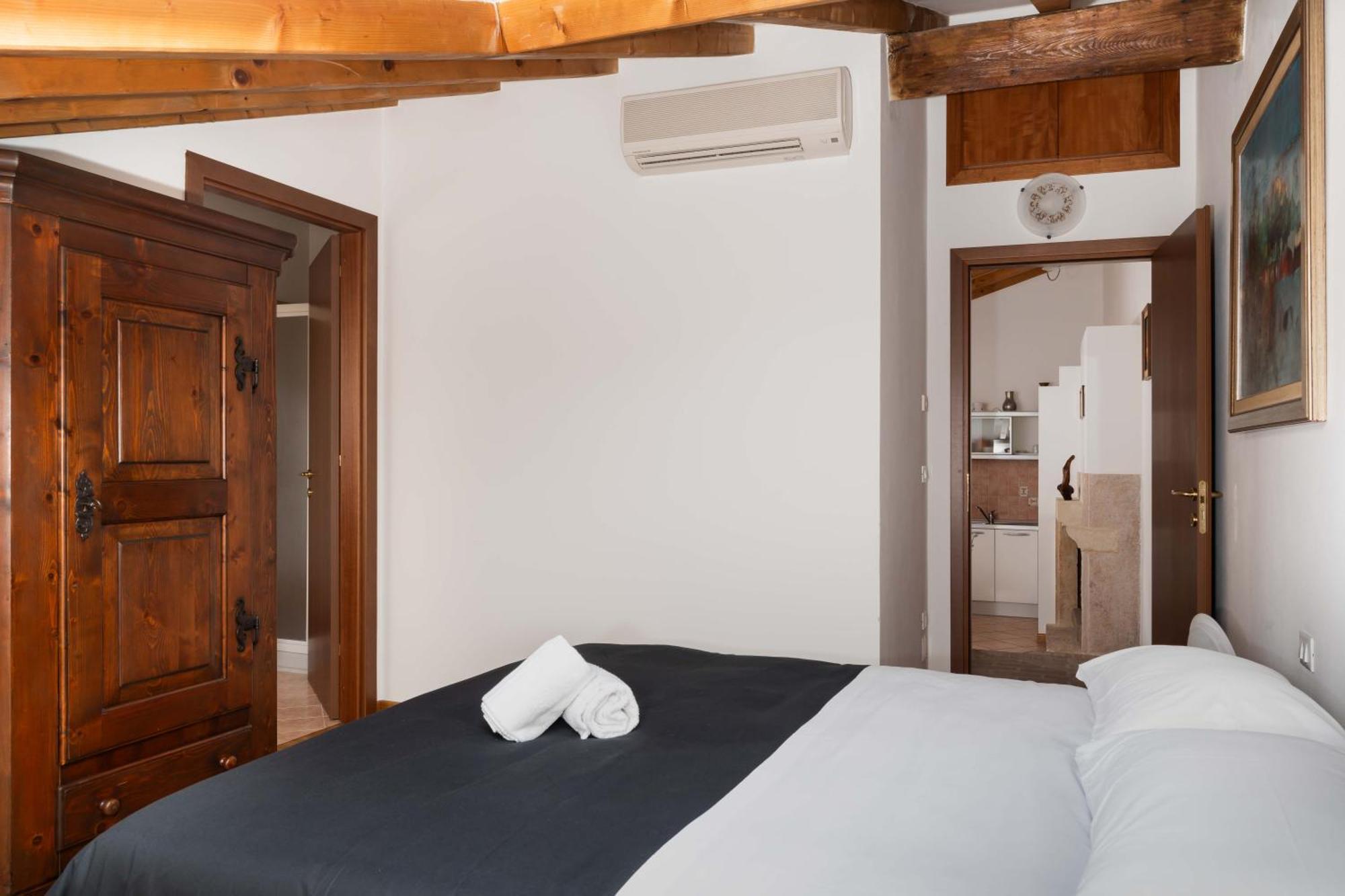 Veronetta Mini Attic Verona Exterior foto