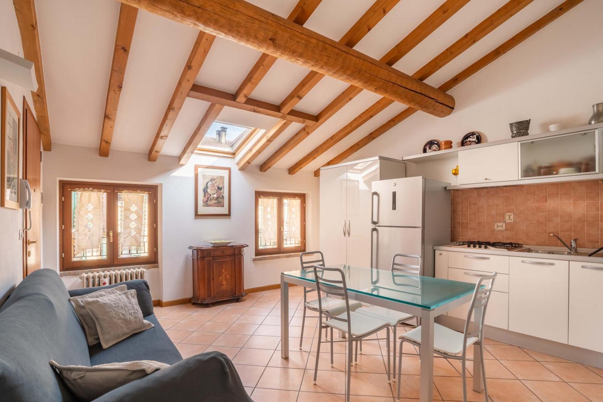 Veronetta Mini Attic Verona Exterior foto