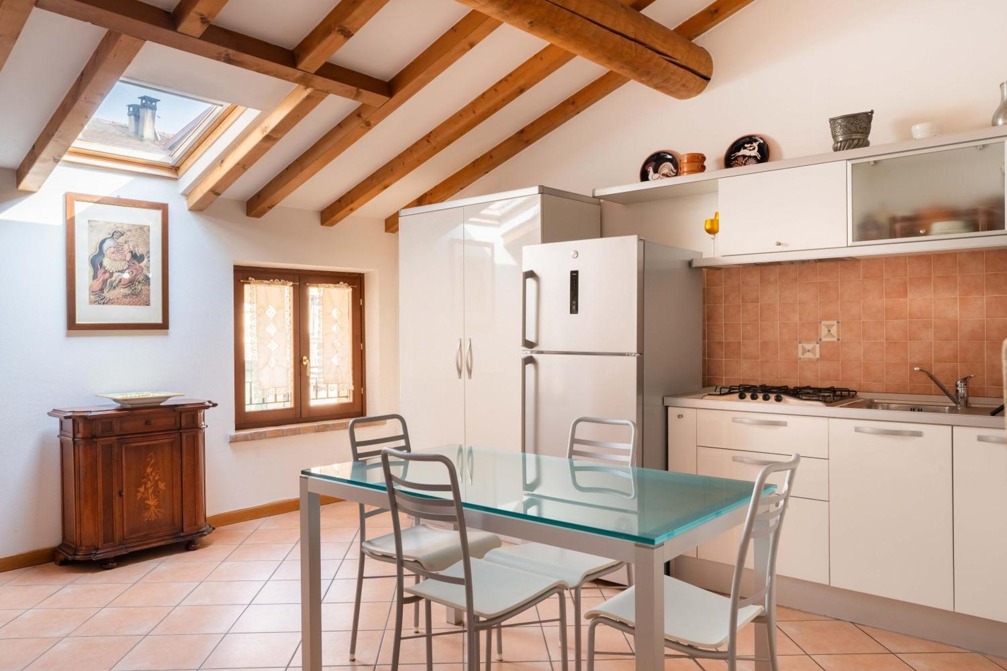 Veronetta Mini Attic Verona Exterior foto